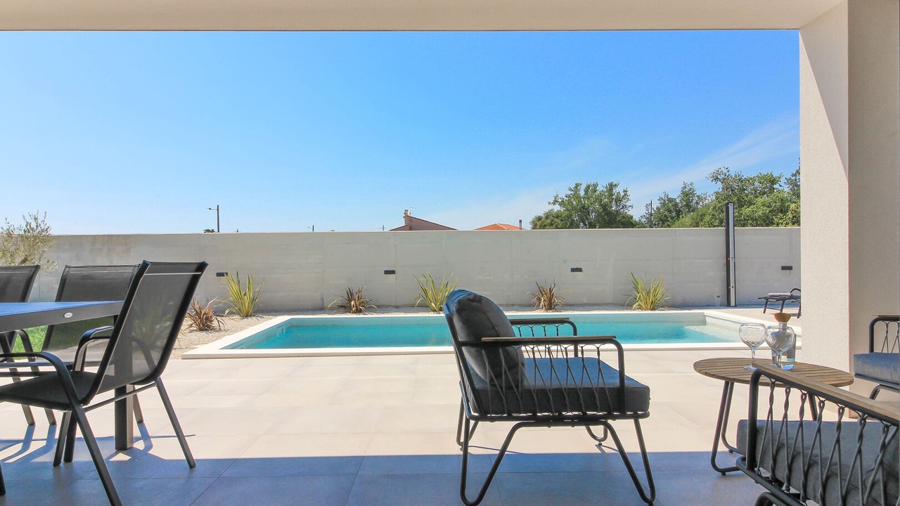 Photo of Outdoor in Loborika