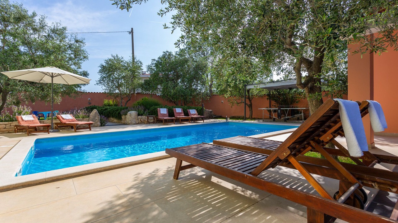 Photo of Outdoor in Mali Vareski