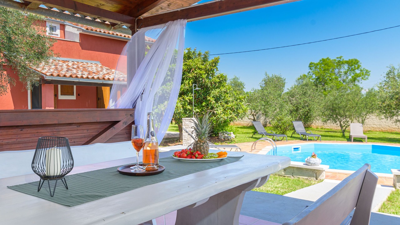 Photo of Outdoor in Cokuni