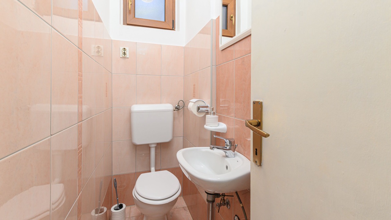 Photo of Bathroom in Cokuni