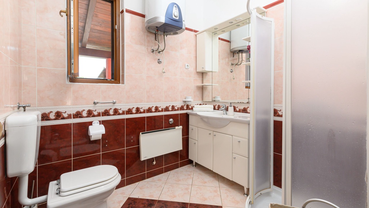 Photo of Bathroom in Cokuni