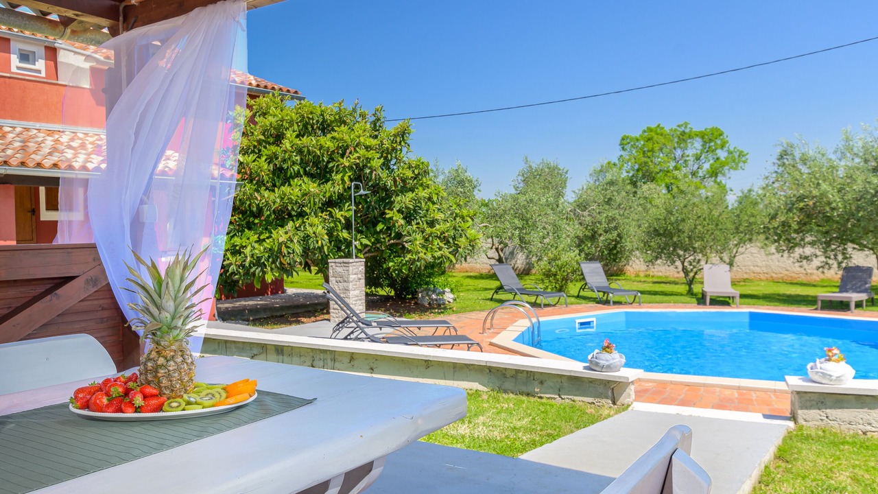 Photo of Outdoor in Cokuni
