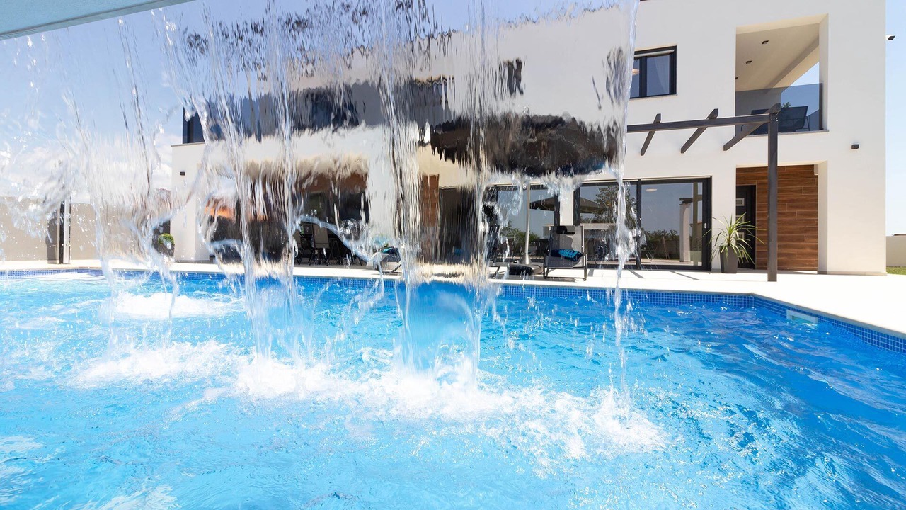 Photo of Outdoor in Loborika