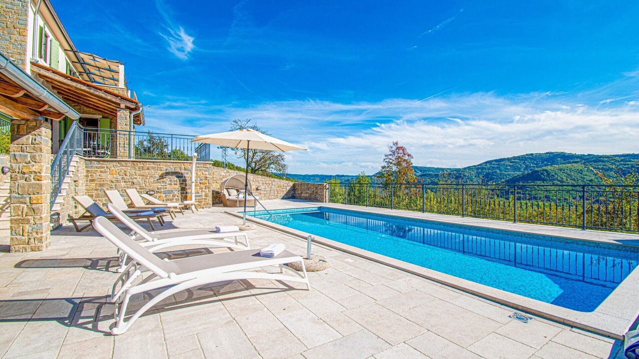 Photo of Outdoor in Bartolici
