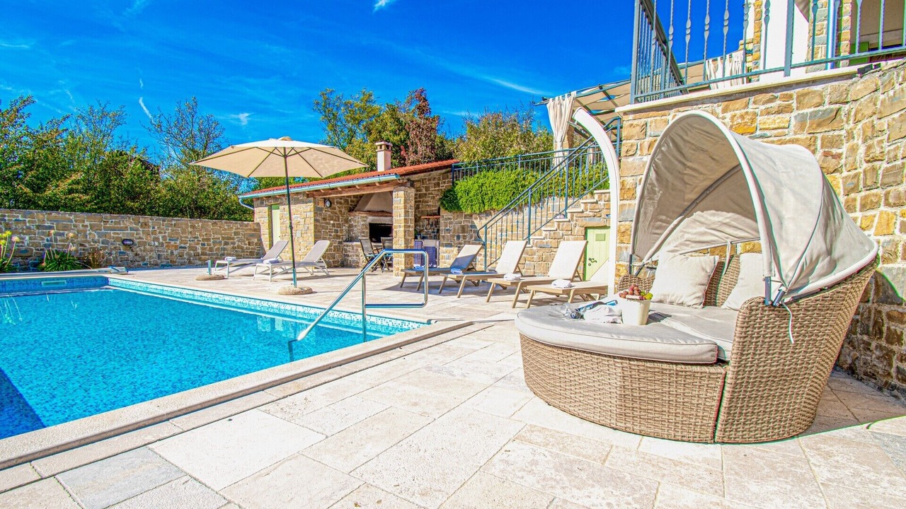 Photo of Outdoor in Bartolici