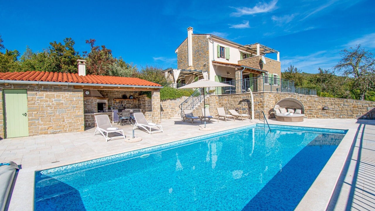 Photo of Outdoor in Bartolici
