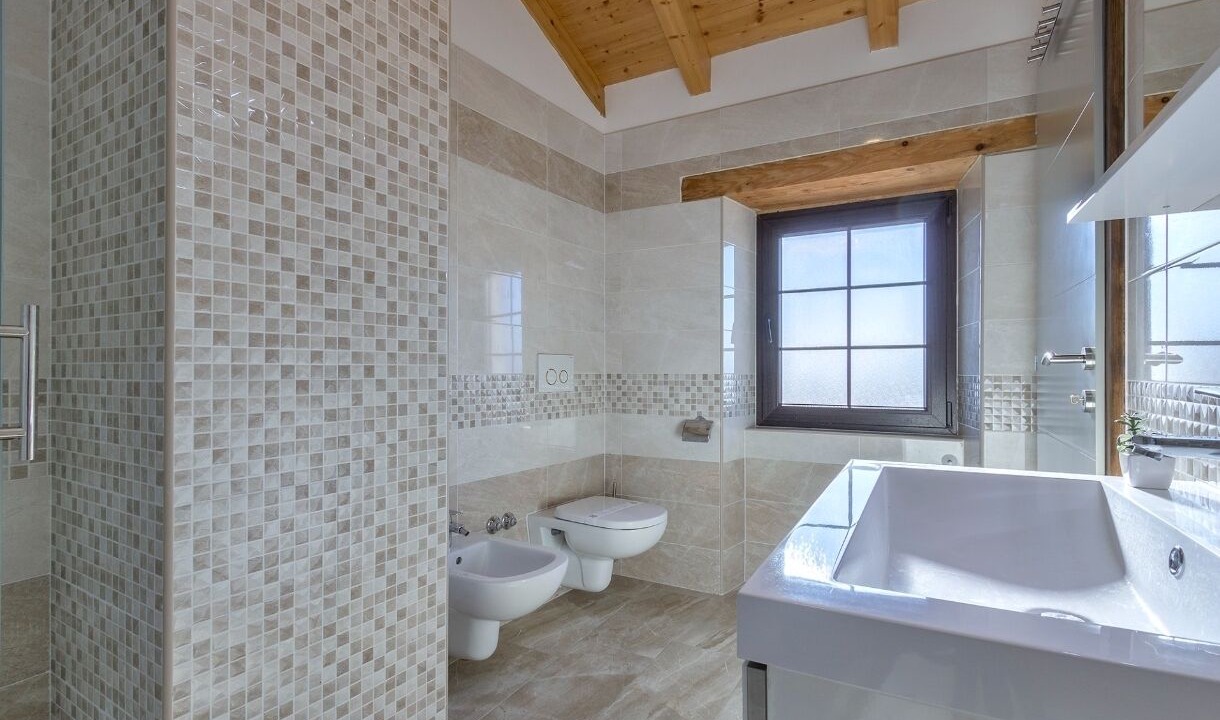 Photo of Bathroom in Orbanici
