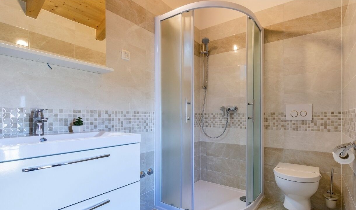 Photo of Bathroom in Orbanici
