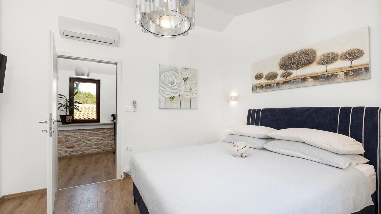 Photo of Bedroom in Mali Vareski