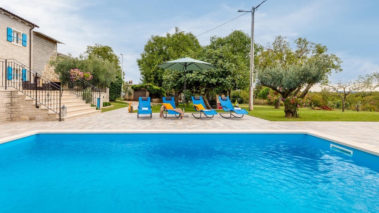 Photo of Outdoor in Cepic