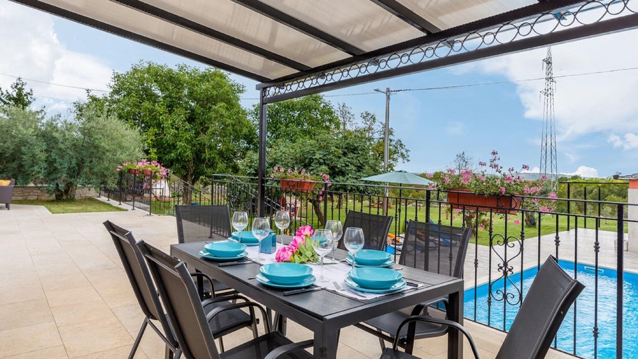Photo of Patio Balcony in Cepic