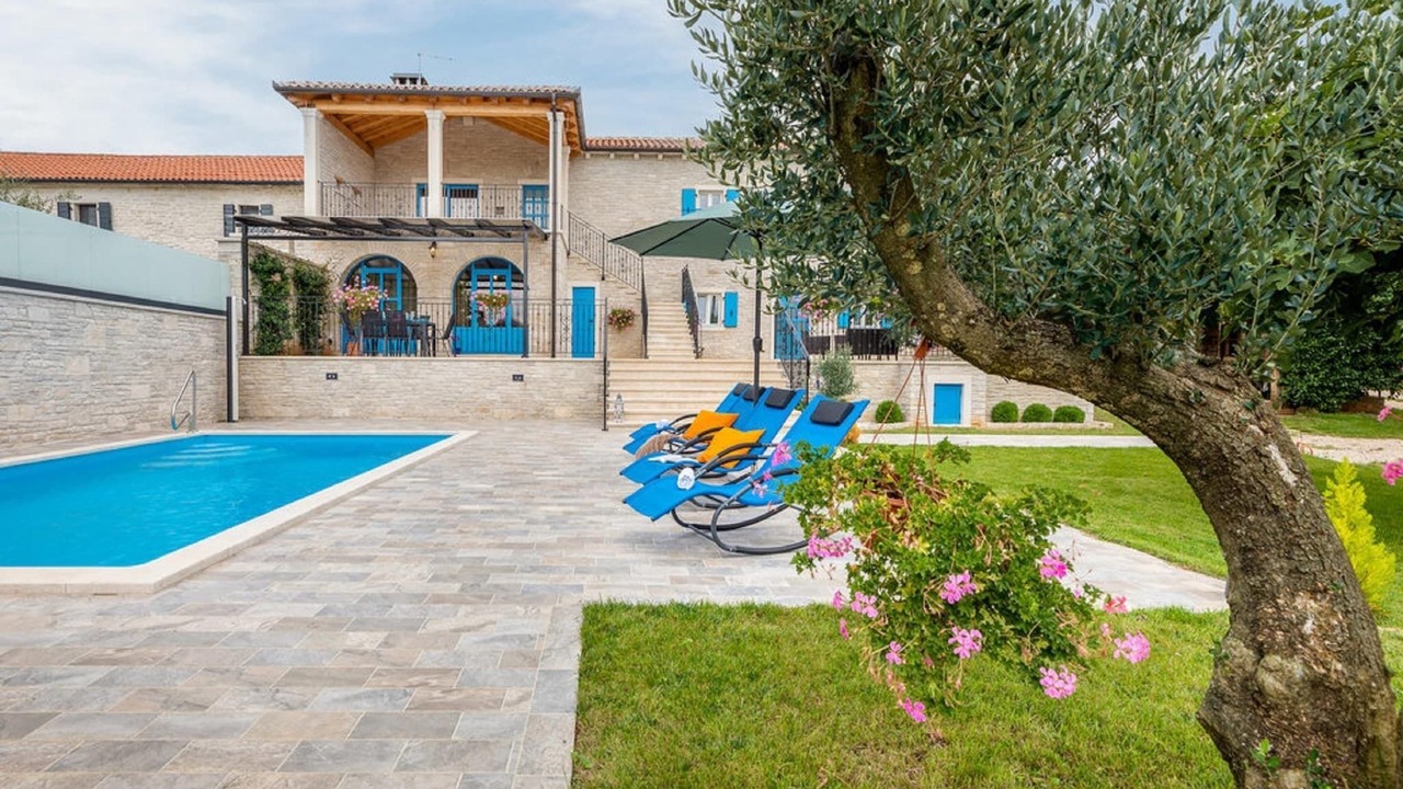 Photo of Outdoor in Cepic