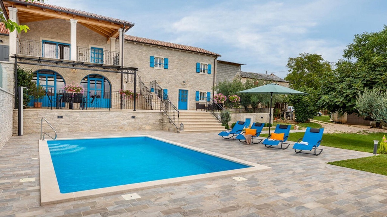 Photo of Outdoor in Cepic