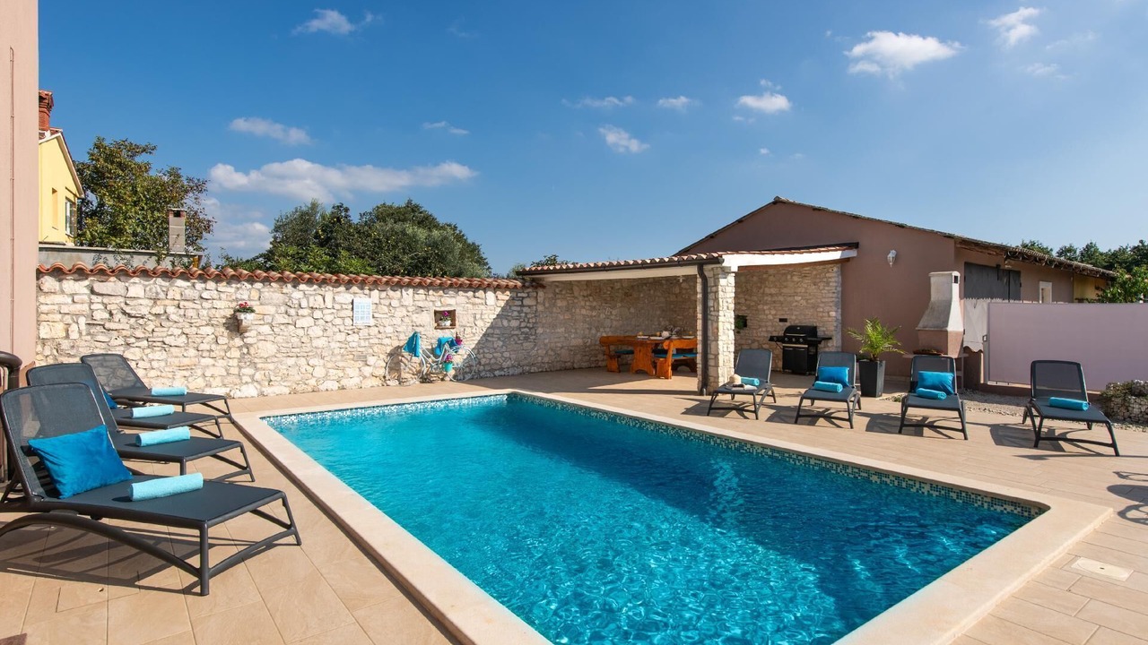 Photo of Outdoor in Belavici