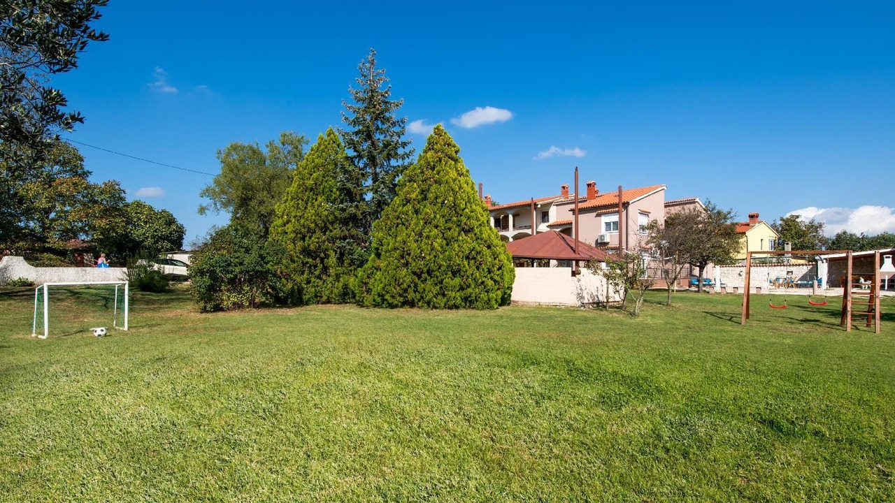 Photo of Outdoor in Belavici