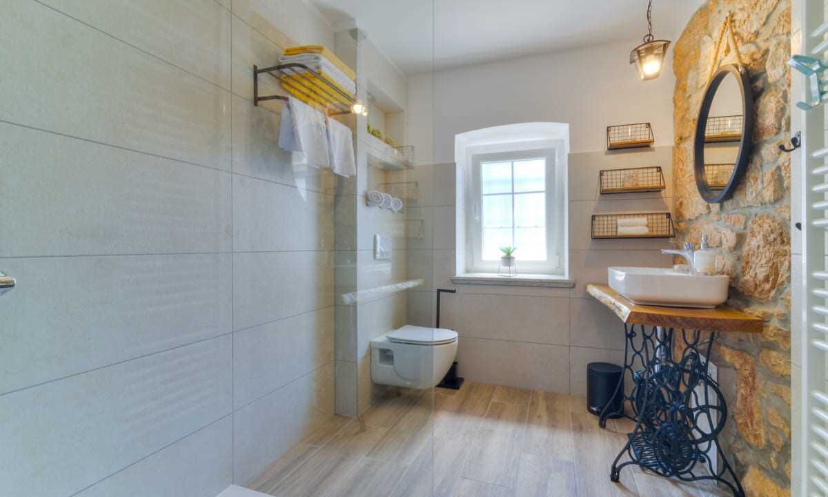 Photo of Bathroom in Grizane