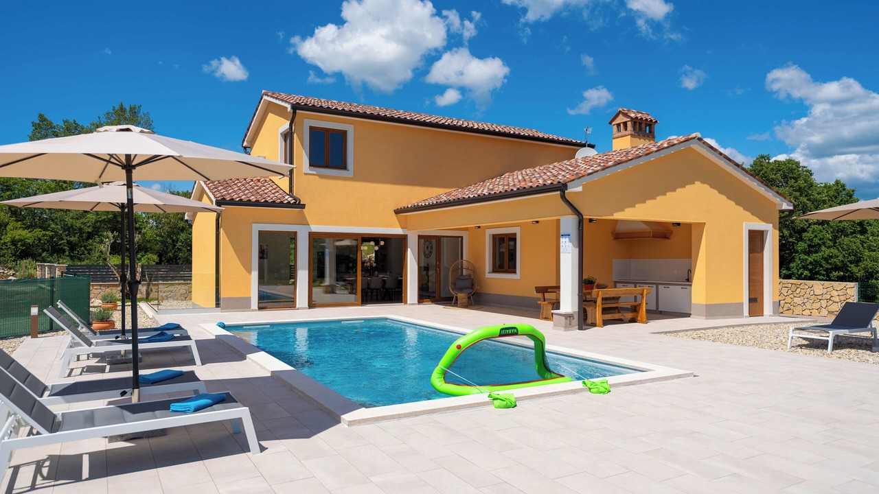 Photo of Outdoor in Labin