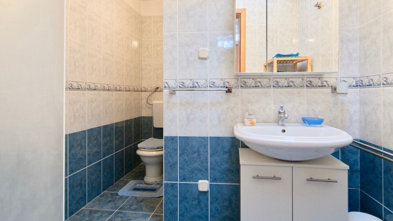 Photo of Bathroom in Nerezine