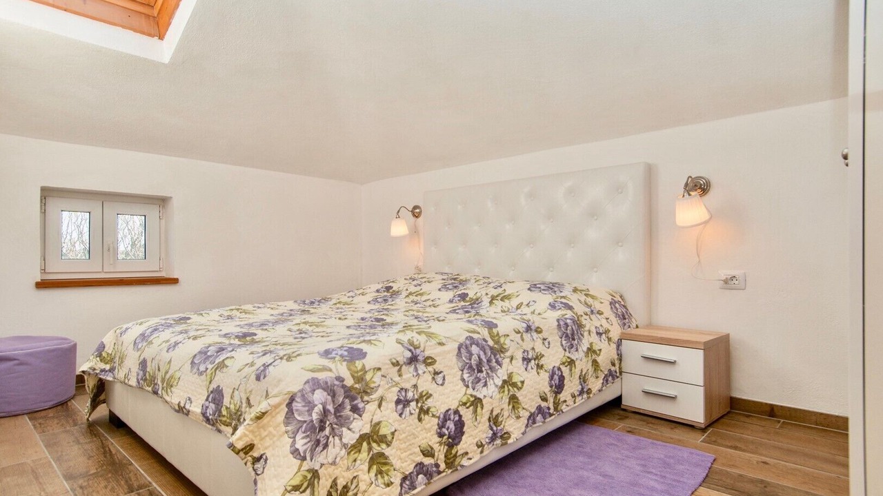 Photo of Bedroom in Nerezine