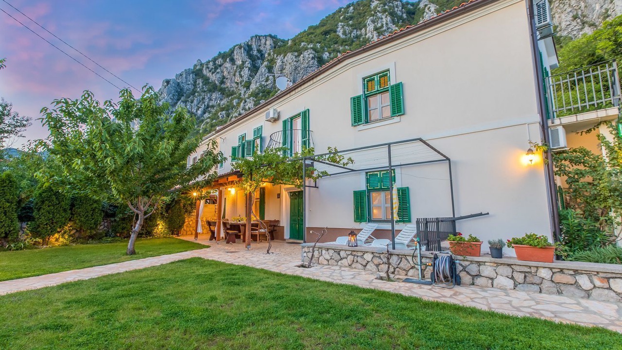 Photo of Outdoor in Grizane