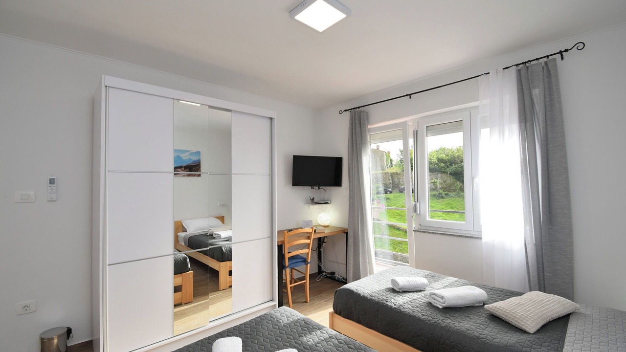 Photo of Bedroom in Plomin