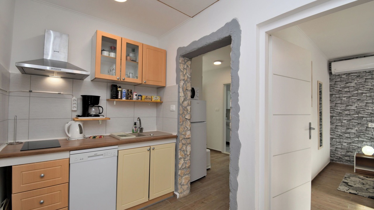 Photo of Kitchen in Plomin