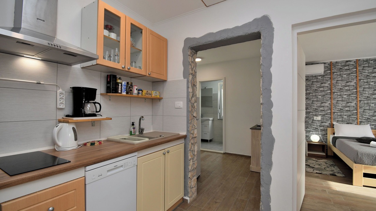 Photo of Kitchen in Plomin