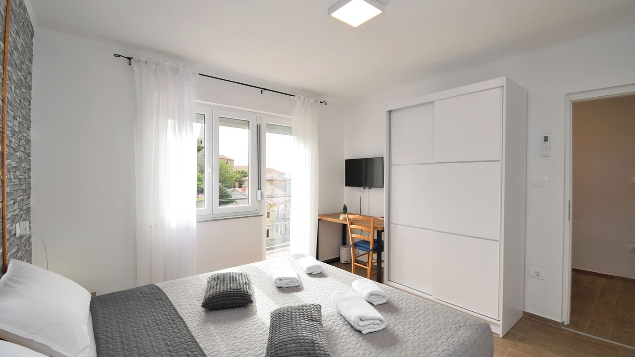 Photo of Bedroom in Plomin