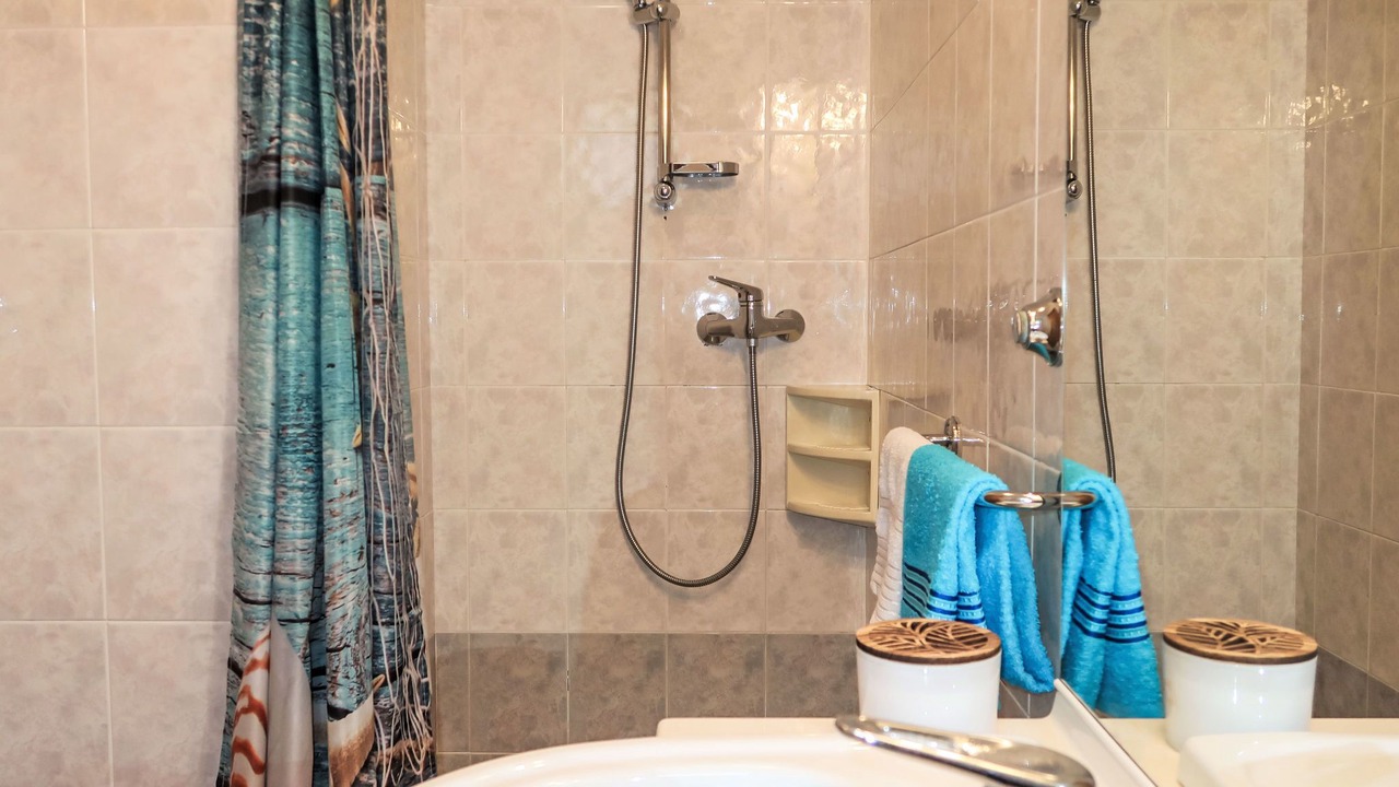 Photo of Bathroom in Ravni
