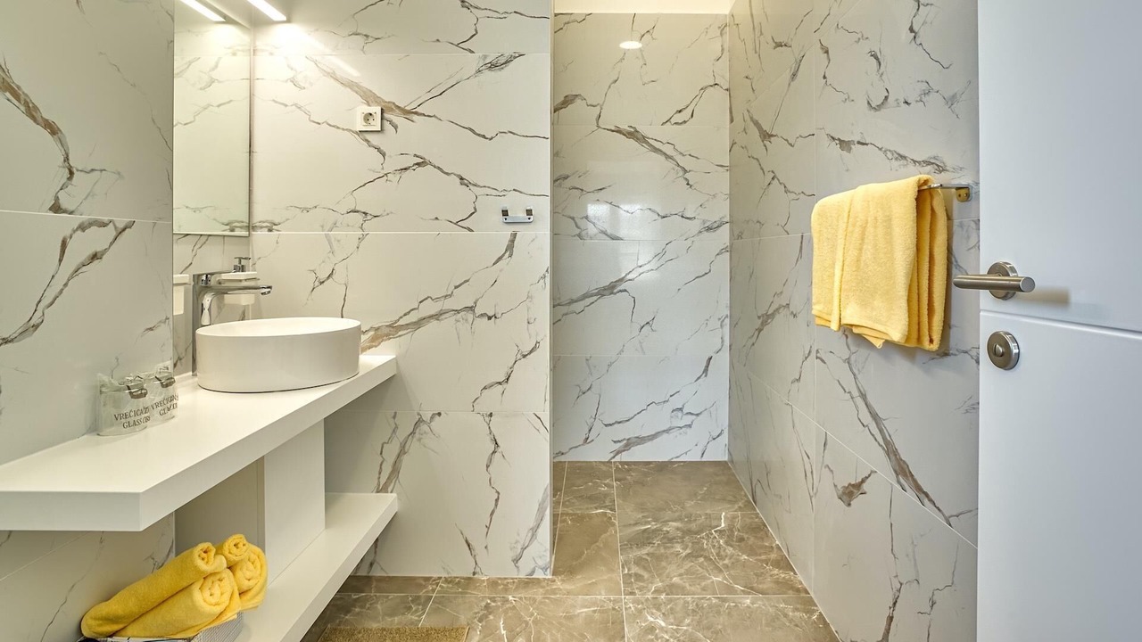 Photo of Bathroom in Metajna