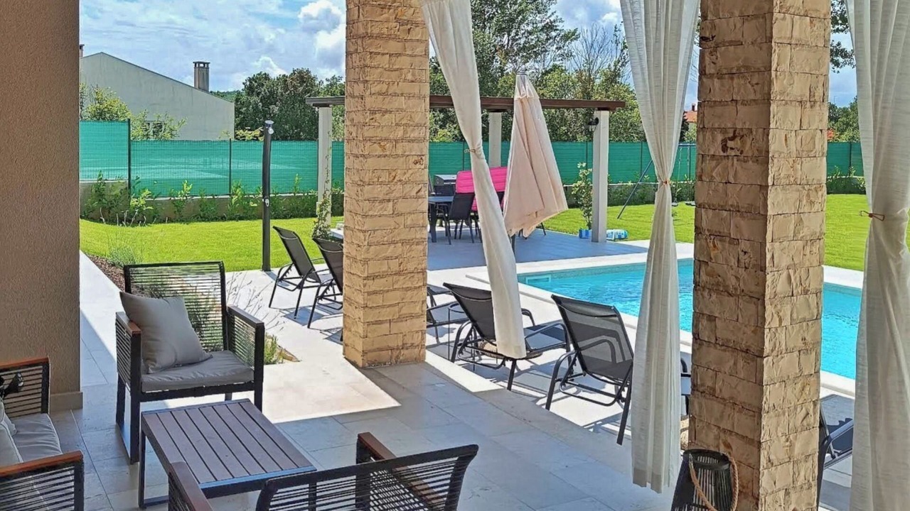Photo of Outdoor in Kapelica