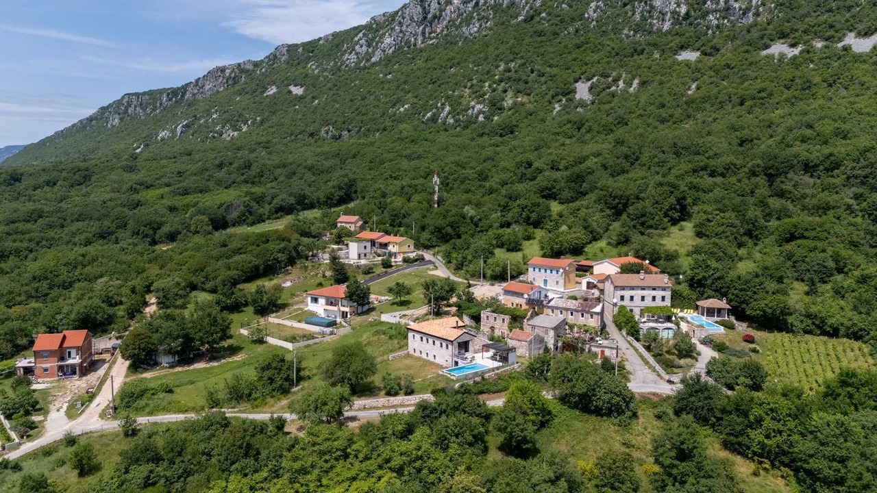 Photo of Outdoor in Bribir