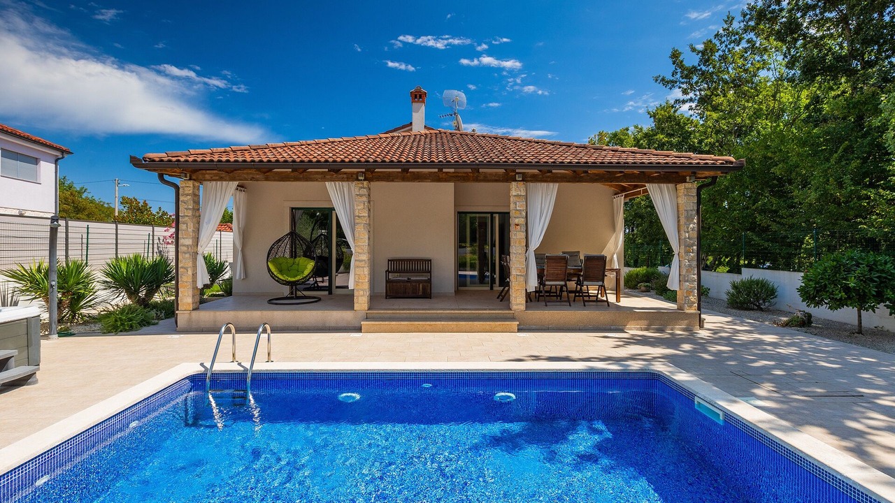 Photo of Outdoor in Belavici