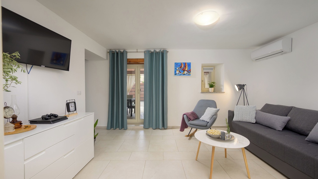Photo of Livingroom in Mali Vareski