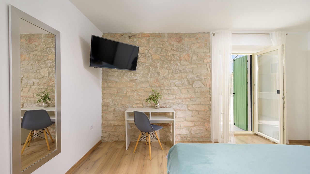 Photo of Bedroom in Mali Vareski