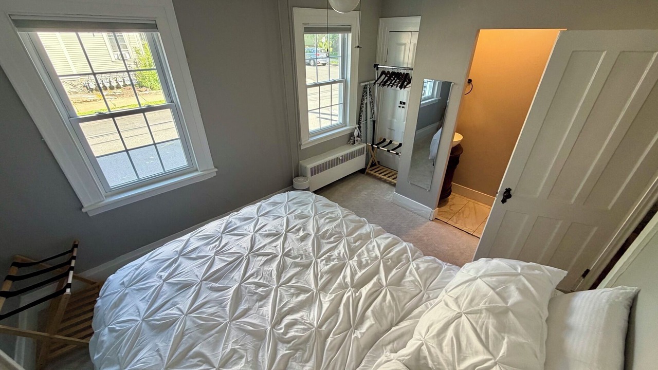 Photo of Bedroom in Saratoga Springs