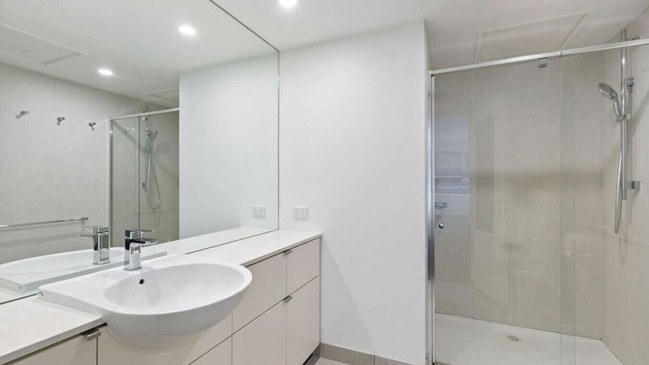 Photo of Bathroom in Southbank