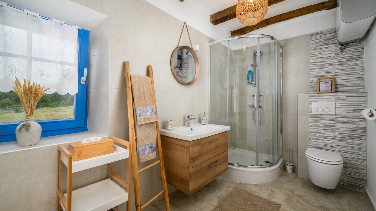 Photo of Bathroom in Zrenj