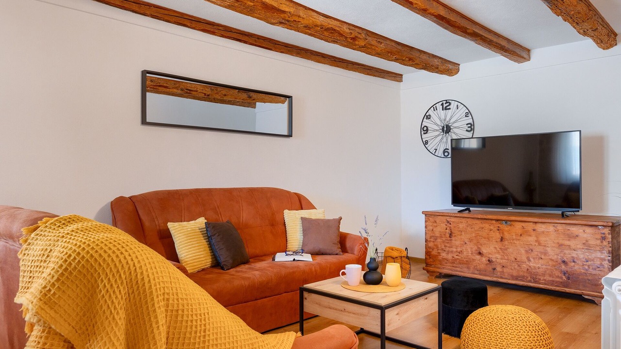 Photo of Livingroom in Gajana