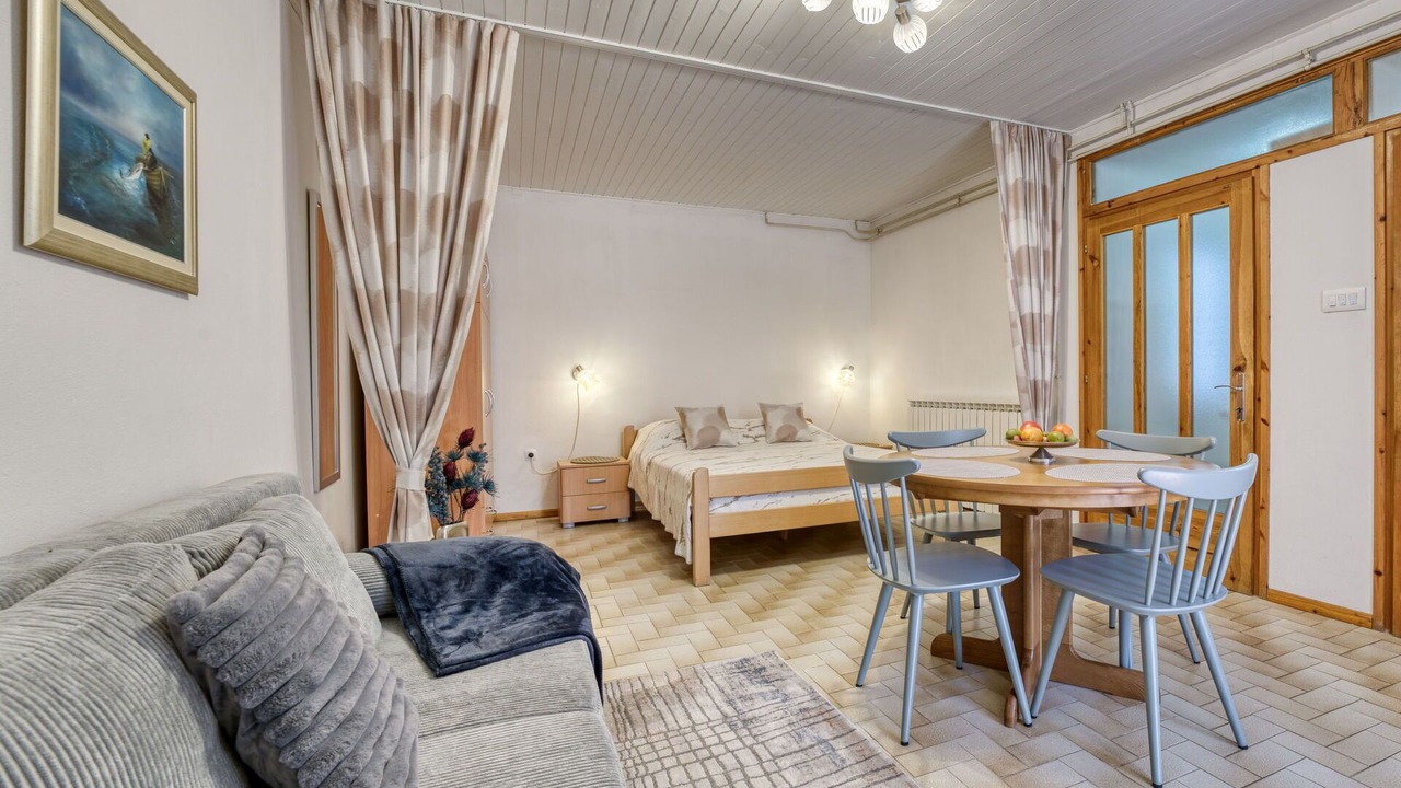 Photo of Bedroom in Ika