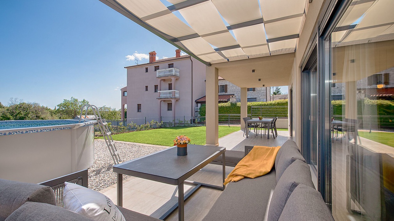 Photo of Patio Balcony in Rebici