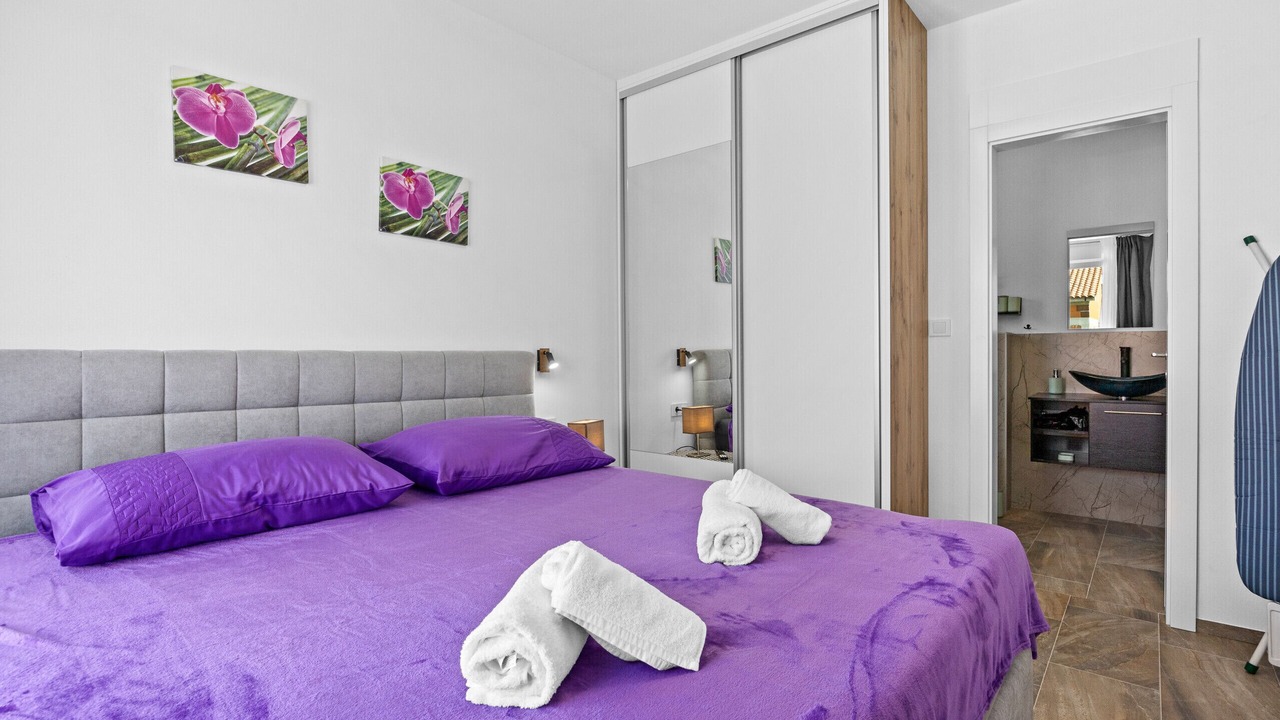Photo of Bedroom in Loborika