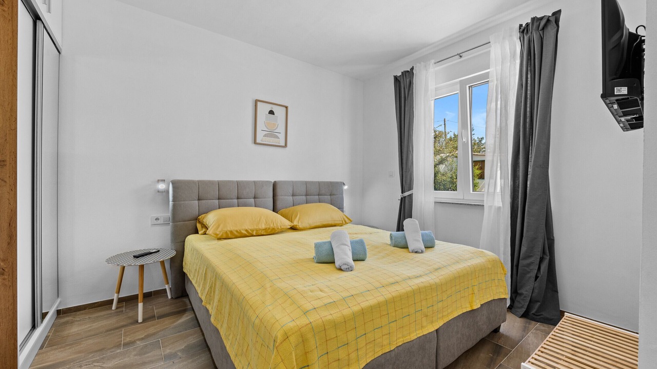 Photo of Bedroom in Loborika