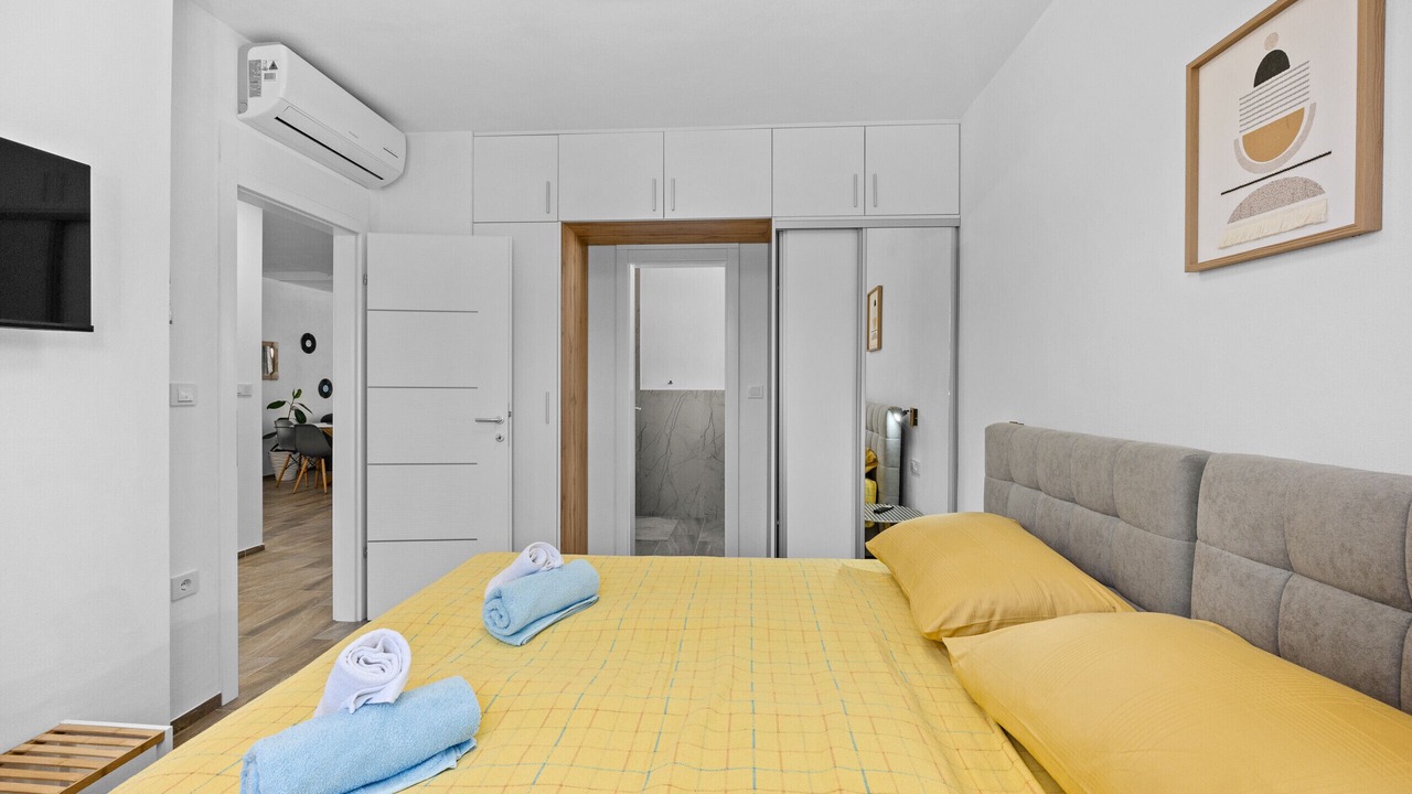 Photo of Bedroom in Loborika