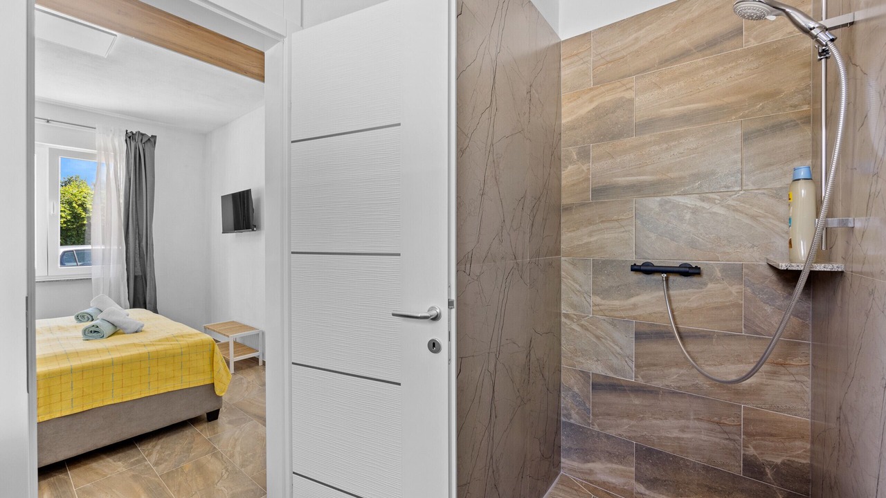 Photo of Bathroom in Loborika