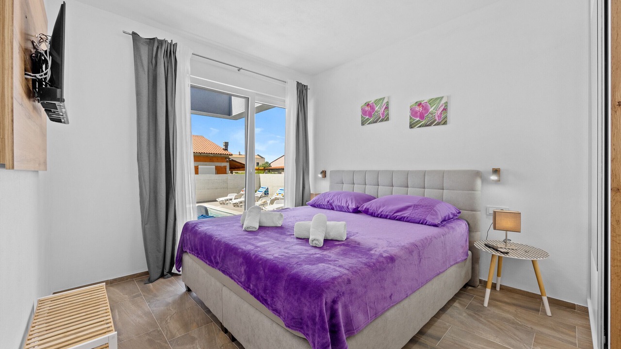 Photo of Bedroom in Loborika