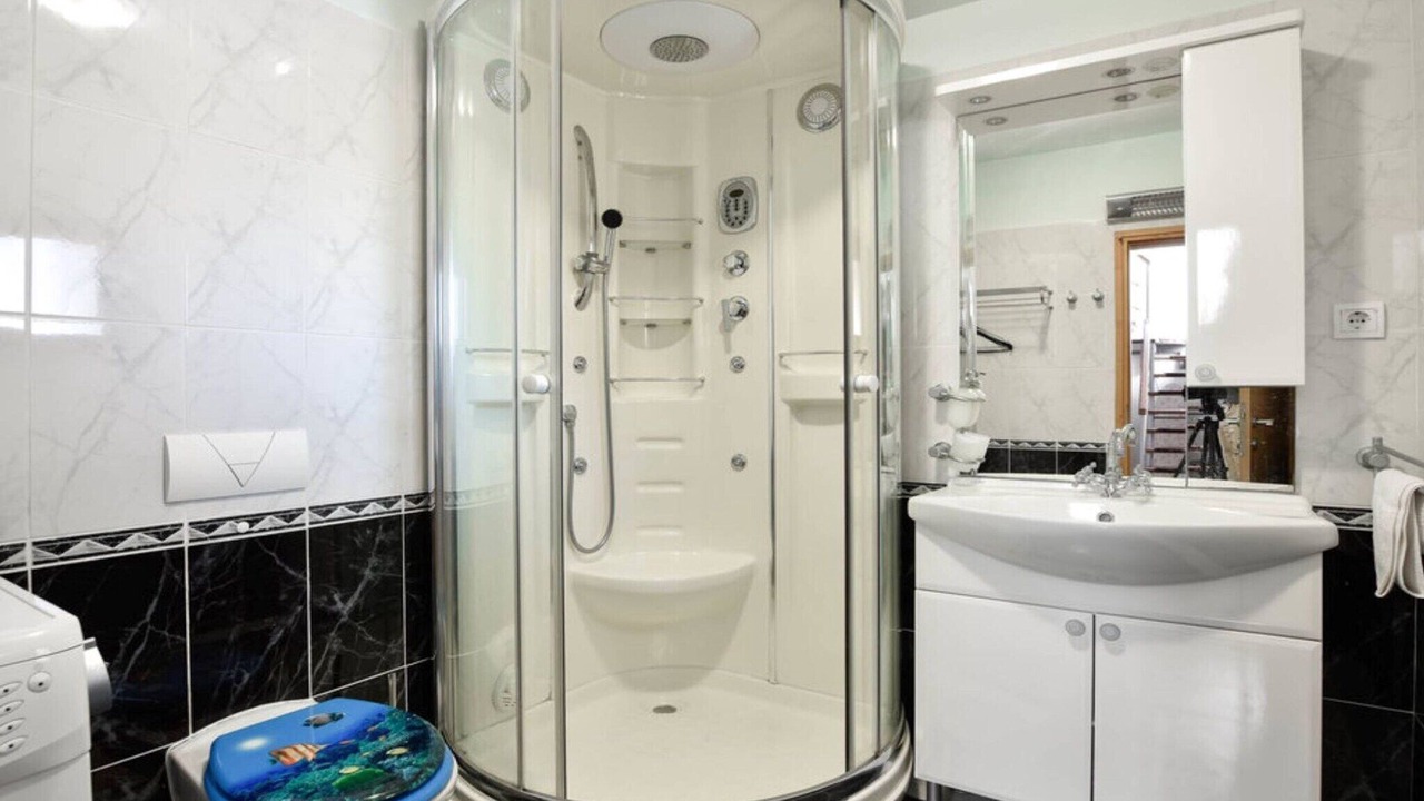 Photo of Bathroom in Dol
