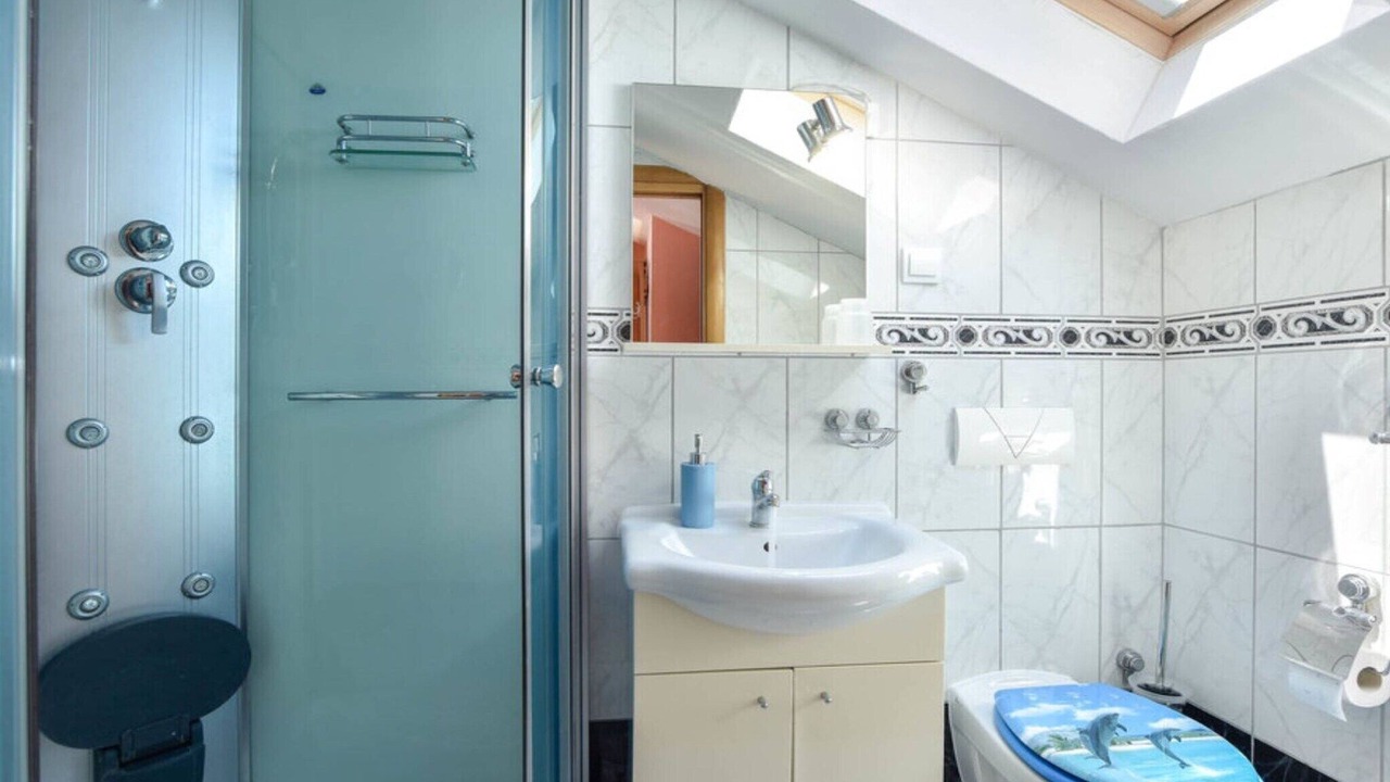 Photo of Bathroom in Dol