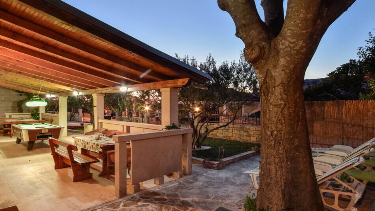 Photo of Outdoor in Dol
