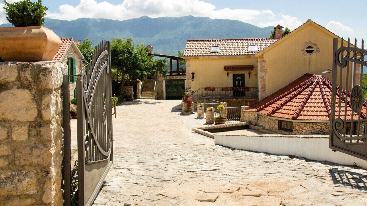 Photo of Outdoor in Sestanovac